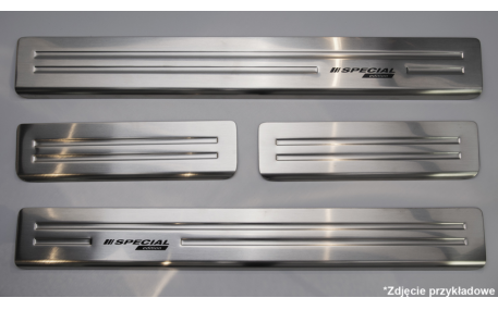 Накладки на пороги Opel Mokka