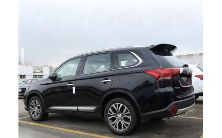 Спойлер Mitsubishi Outlander