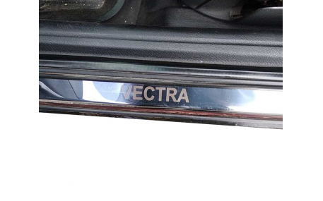 Накладки на пороги Opel Vectra B