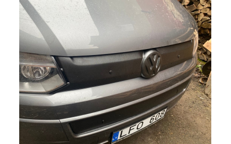 Зимняя накладка на решетку Volkswagen T5