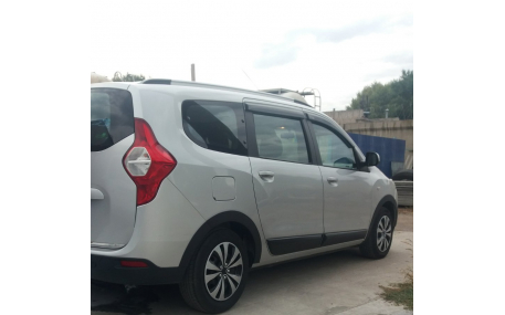 Арки Renault Lodgy