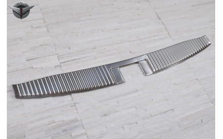 Накладка на задний бампер Honda HR-V