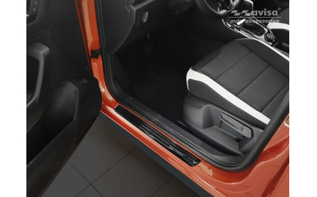 Накладки на пороги Volkswagen T-Roc