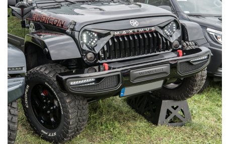 Бампер передний Jeep Wrangler JK
