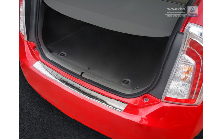 Накладка на задний бампер Toyota Prius