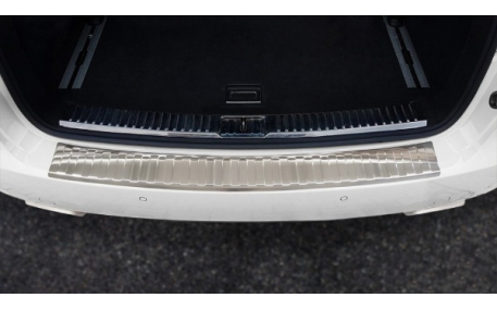 Накладка на задний бампер Porsche Cayenne 958