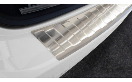 Накладка на задний бампер Porsche Cayenne 958