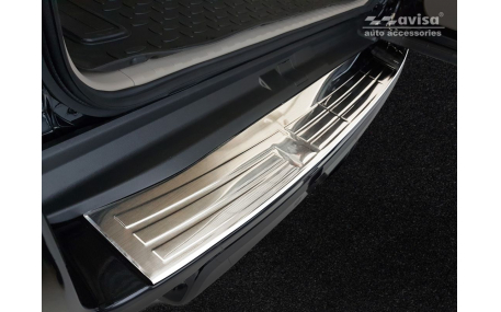 Накладка на задний бампер Toyota Land Cruiser Prado 150