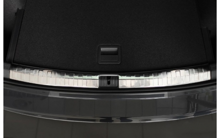 Накладка на задний бампер Volkswagen Tiguan