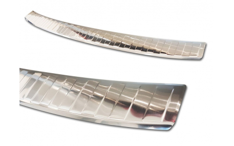 Накладка на задний бампер BMW X2 (F39)