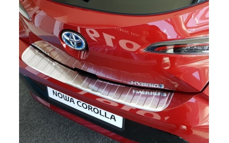Накладка на задний бампер Toyota Corolla