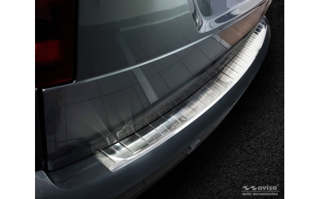 Накладка на задний бампер Volkswagen Caddy