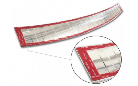 Накладка на задний бампер Toyota RAV4