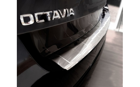 Накладка на задний бампер Skoda Octavia A8