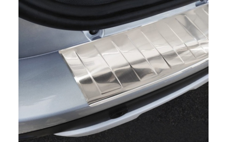 Накладка на задний бампер Renault Lodgy