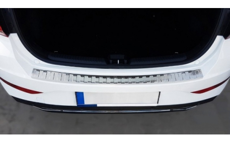 Накладка на задний бампер Hyundai i30