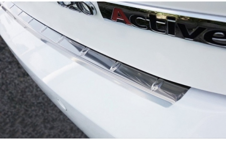 Накладка на задний бампер Hyundai i20