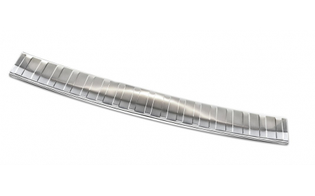 Накладка на задний бампер Opel Vivaro