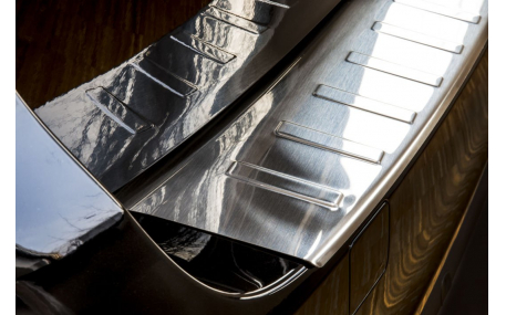 Накладка на задний бампер Volvo V70