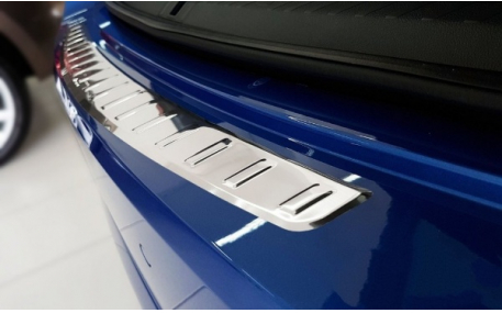 Накладка на задний бампер Skoda Octavia A8