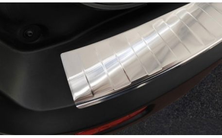 Накладка на задний бампер Ford Transit