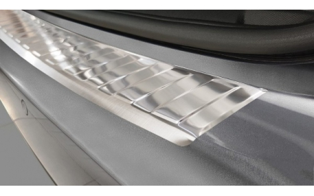 Накладка на задний бампер Peugeot 308 SW