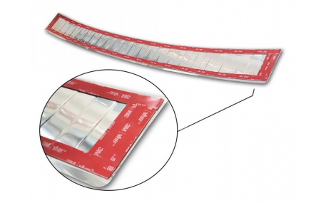 Накладка на задний бампер Peugeot 308 SW