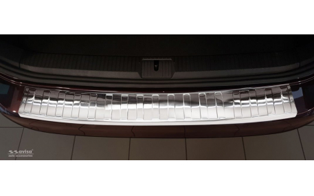 Накладка на задний бампер Volkswagen Passat B8