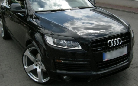 Ресницы AUDI Q7