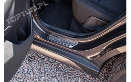 Накладки на пороги Hyundai Tucson