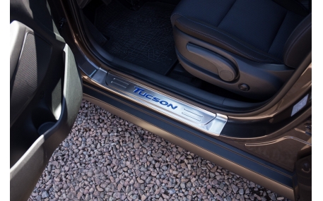 Накладки на пороги Hyundai Tucson