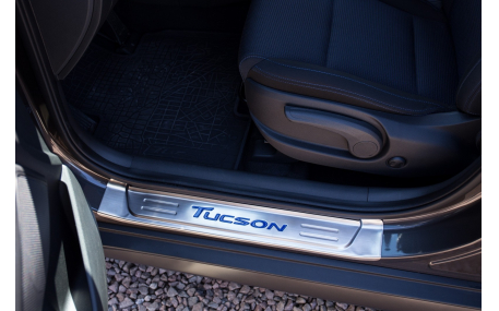Накладки на пороги Hyundai Tucson