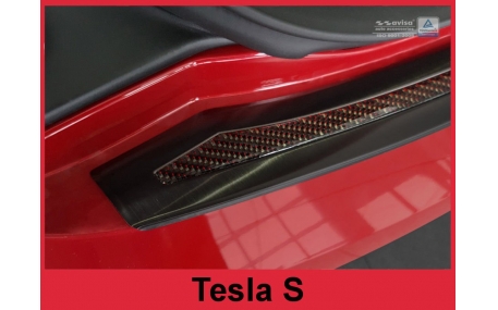 Накладка на задний бампер Tesla Model S