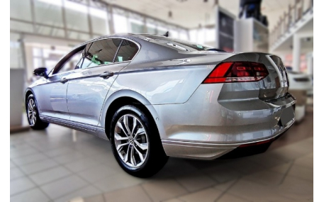 Накладка на задний бампер Volkswagen Passat B8