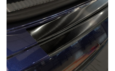 Накладка на задний бампер Audi Q7