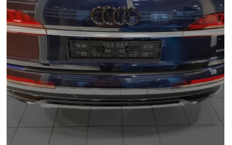 Накладка на задний бампер Audi Q7