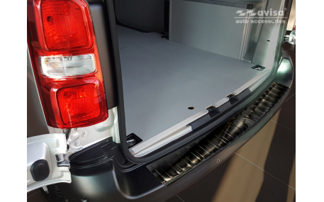 Накладка на задний бампер Citroen Jumpy