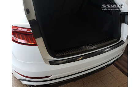 Накладка на задний бампер Audi Q8