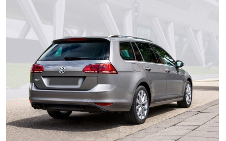 Накладка на задний бампер Volkswagen Golf 7