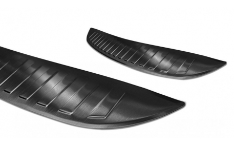 Накладка на задний бампер Mazda CX-3