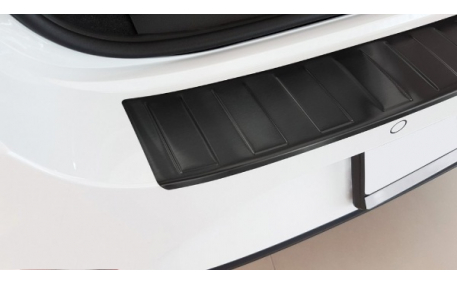 Накладка на задний бампер Seat Leon