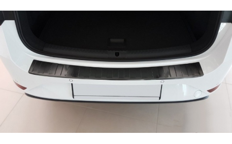 Накладка на задний бампер Seat Leon