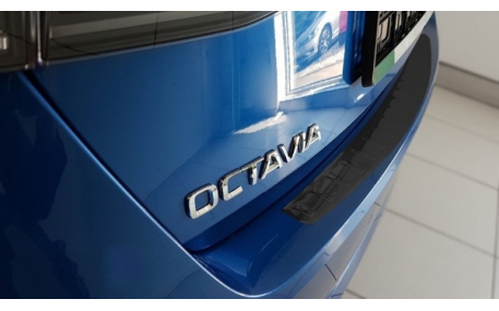Накладка на задний бампер Skoda Octavia A8