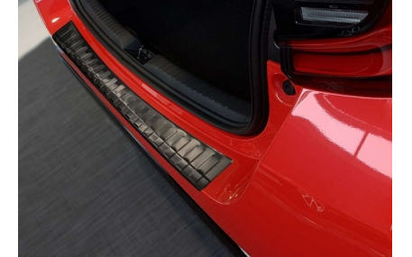 Накладка на задний бампер Toyota Yaris