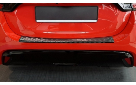 Накладка на задний бампер Toyota Yaris