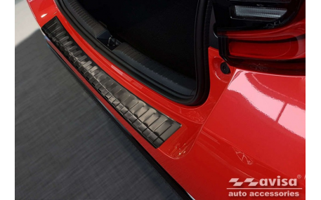 Накладка на задний бампер Toyota Yaris