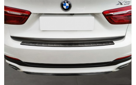 Накладка на задний бампер BMW X6 (F16)