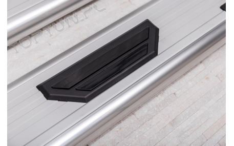 Подножки Suzuki Grand Vitara