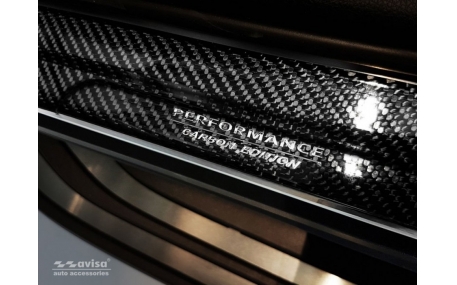 Накладки на пороги Toyota RAV4