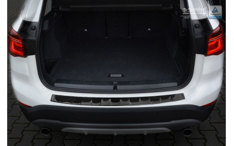 Накладка на задний бампер BMW X1 F48